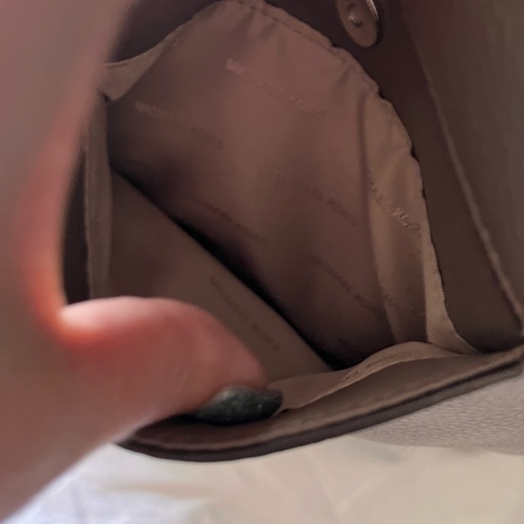 MK Bag - Picture 5 of 8